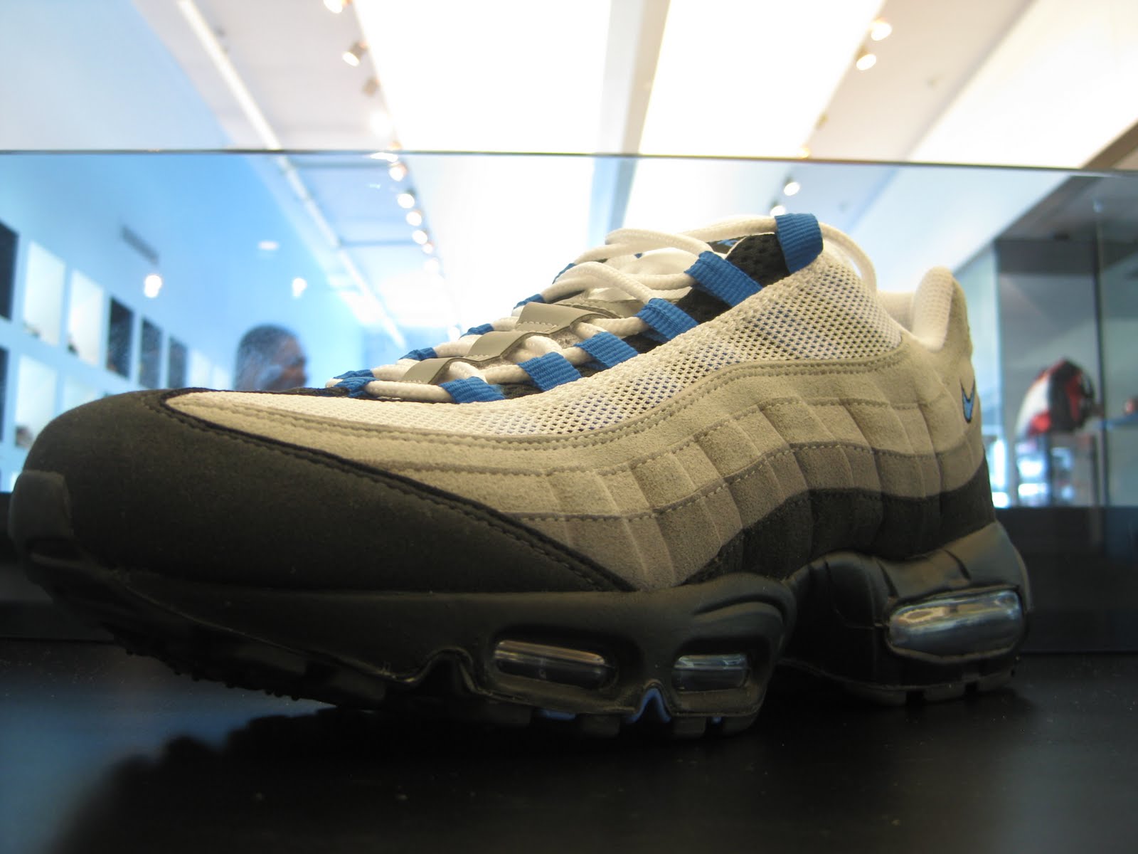air max 95 spark blue