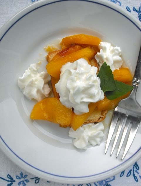 Kitchen Bounty: Peaches and Cream