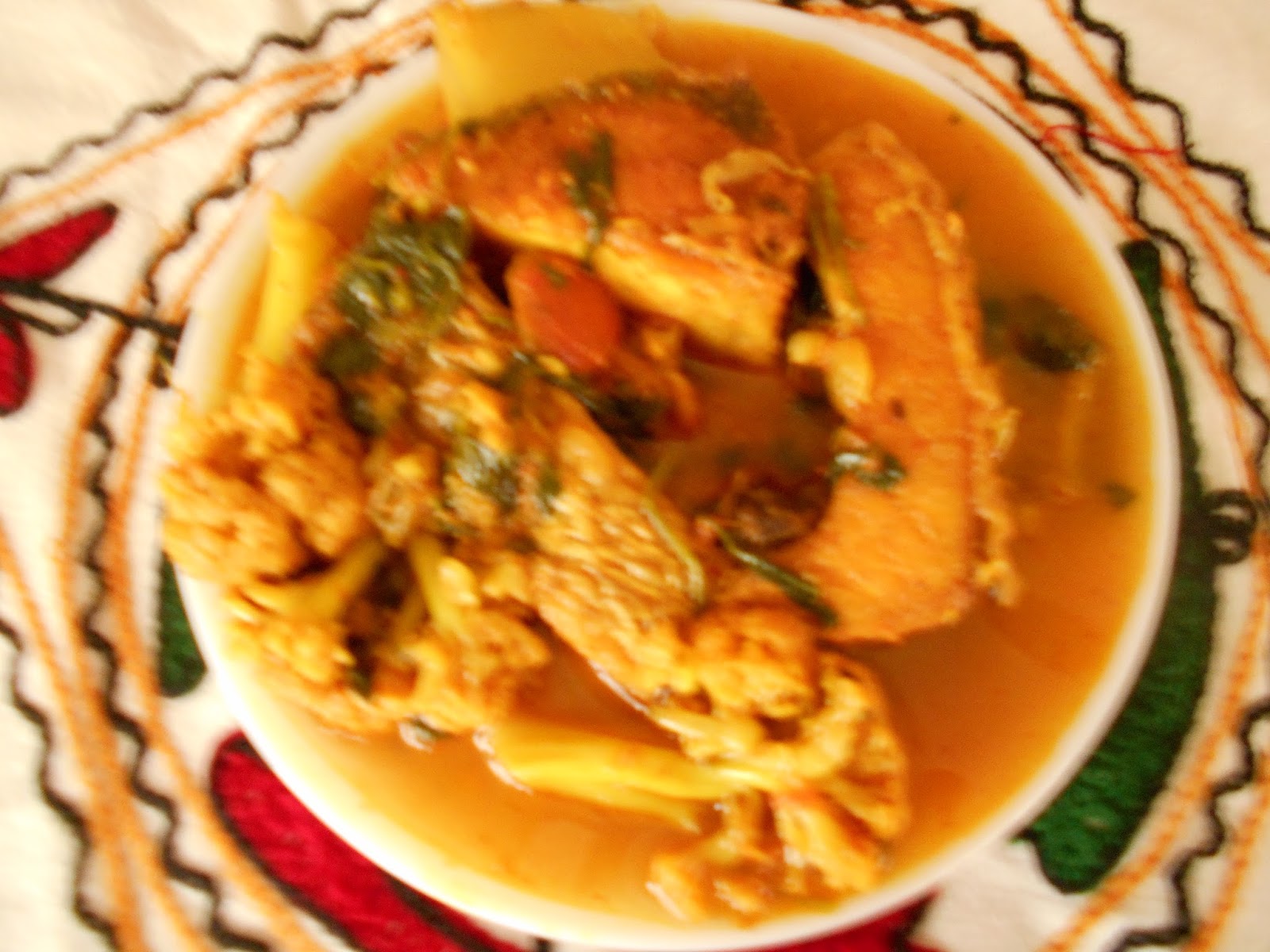 Paramita's Kitchen Alu , Fulkopi , Begun Diye Rui / Katla Macher Jhol