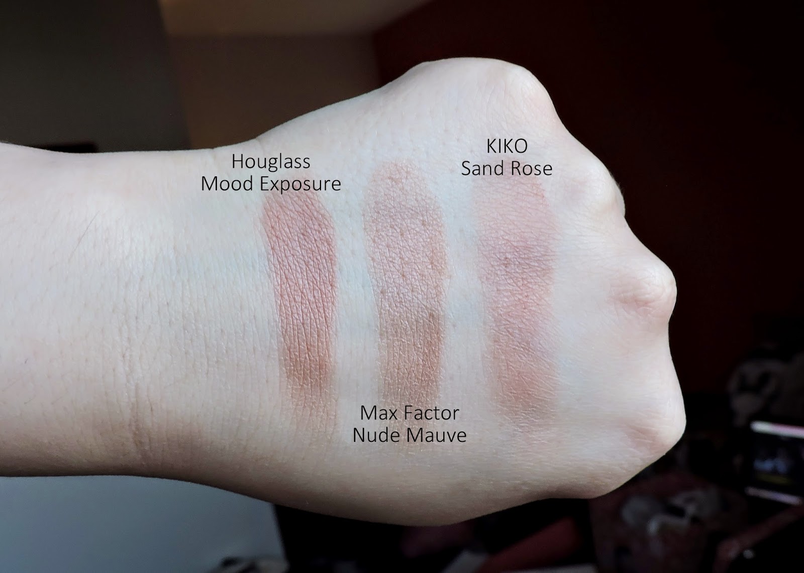 Margret's Corner Two Dupes for the Hourglass Ambient Blush in Mood