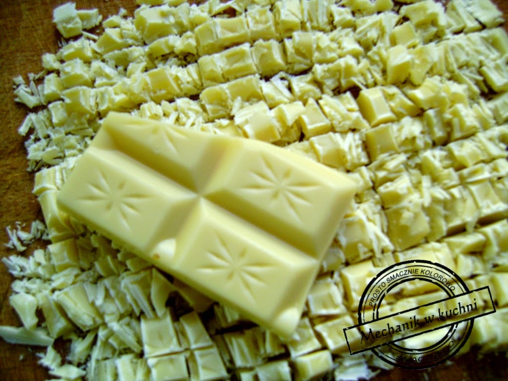 Muffiny bananowe Cukiernia Lidla Mechanik w kuchni drobno pokrojona biała czekolada 