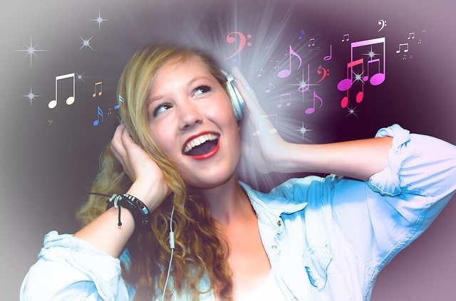 10 Aplikasi Karaoke Android Terbaik dan Terlengkap, Asah Vokalmu