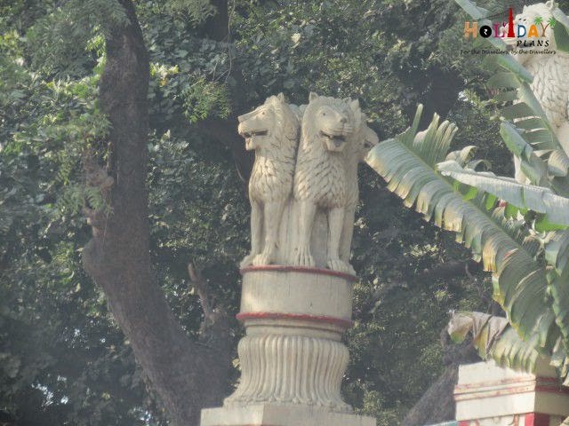 Replica of National Emblem in front of Mulagandha Temple