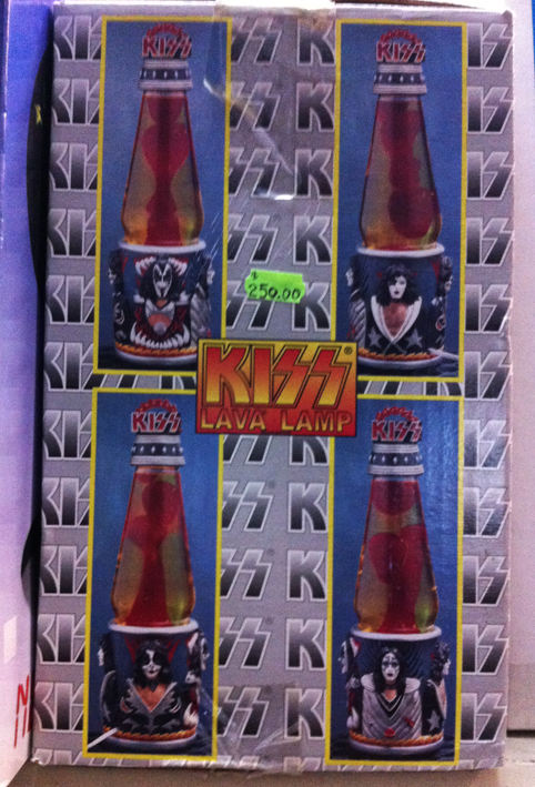EL MILLONCETE: KISS LAVA LAMP (1999)