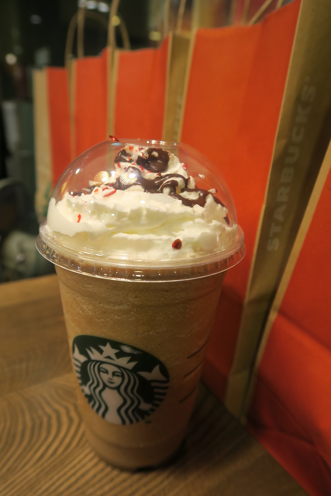 Starbucks Holiday Beverages Return with Peppermint Mocha, Gingerbread