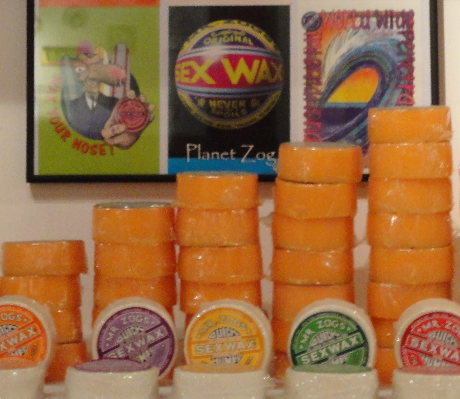 SurfWriter Girls International Surfing Museum Showcases Artist Dave