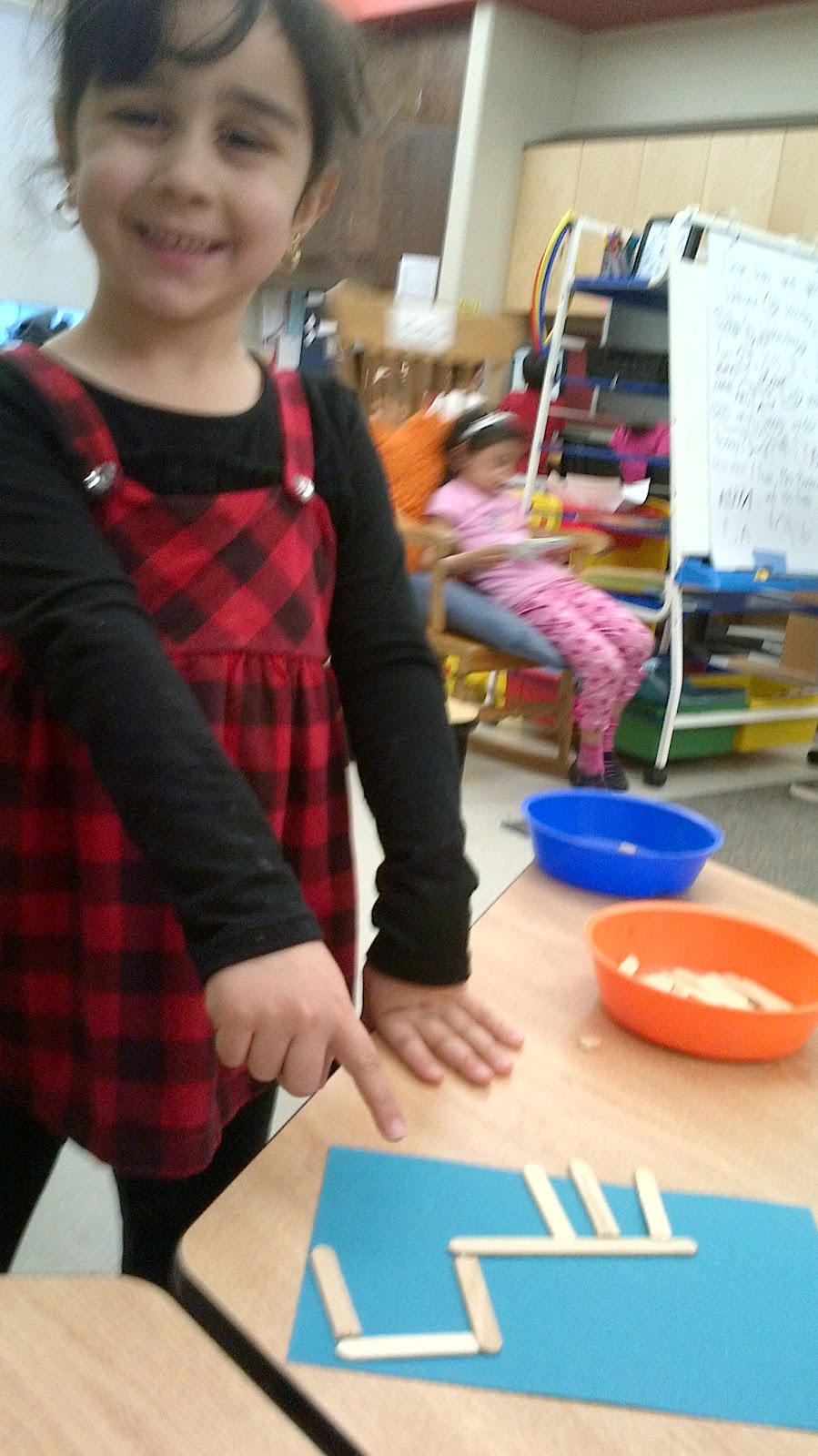 Mrs. Diab/Badour Kindergarten What else can you make with popsicle