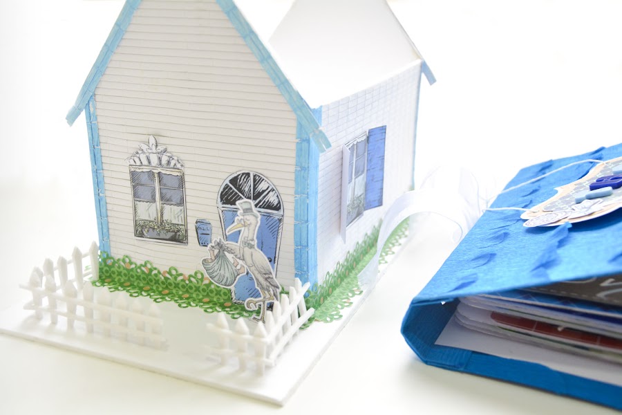 Detalle de casita con álbum