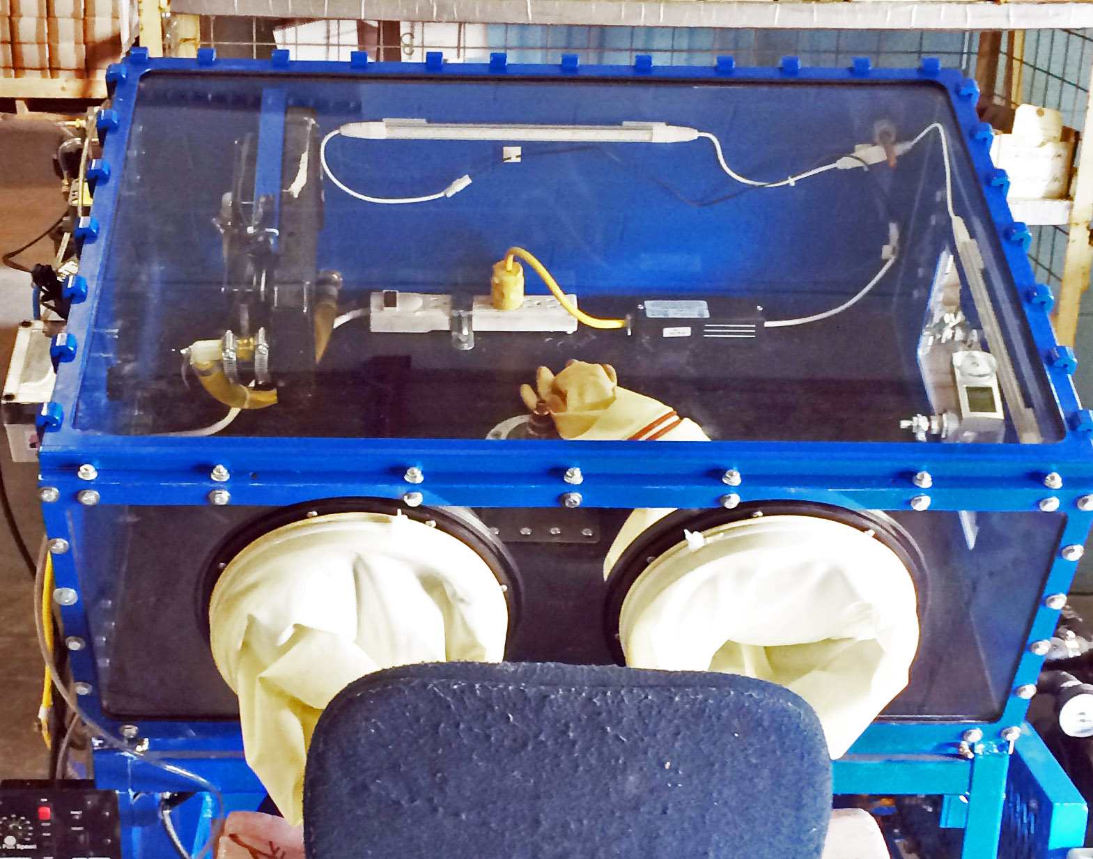 PureAire Monitoring Systems, Inc The Overview on Inert Glove Boxes and How They Work