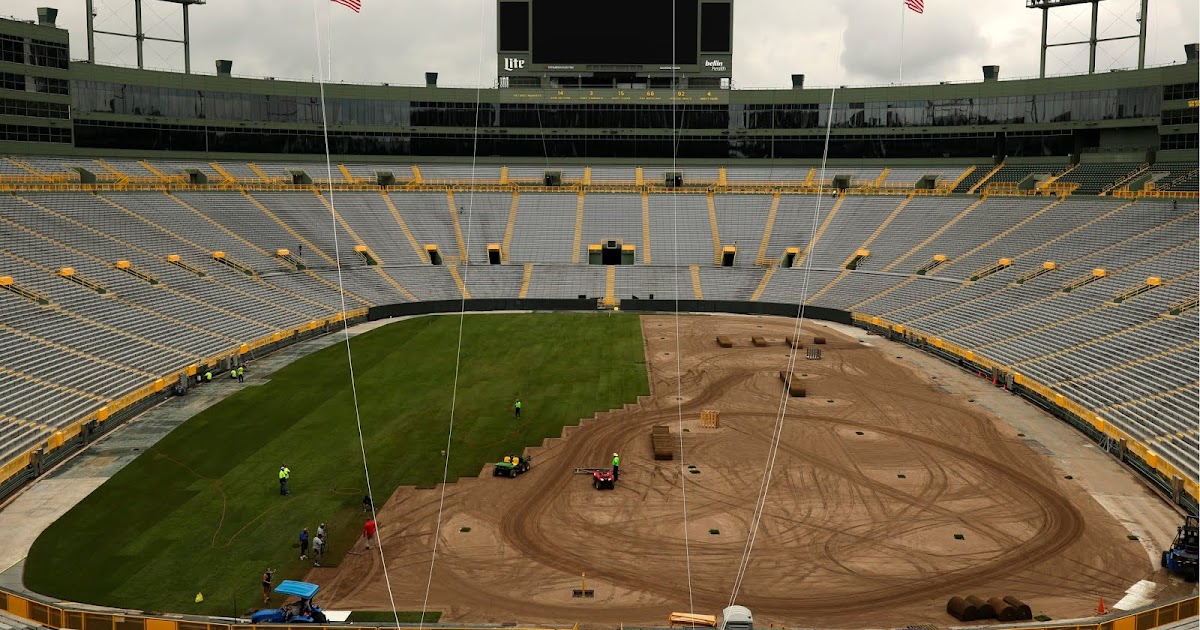 PACKERVILLE, U.S.A. Replacing the Lambeau Field Turf, Lights