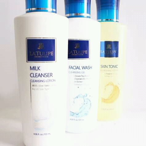 khadijah azzahra cleanser dan toner La Tulipe oleh Khadijah Azzahra