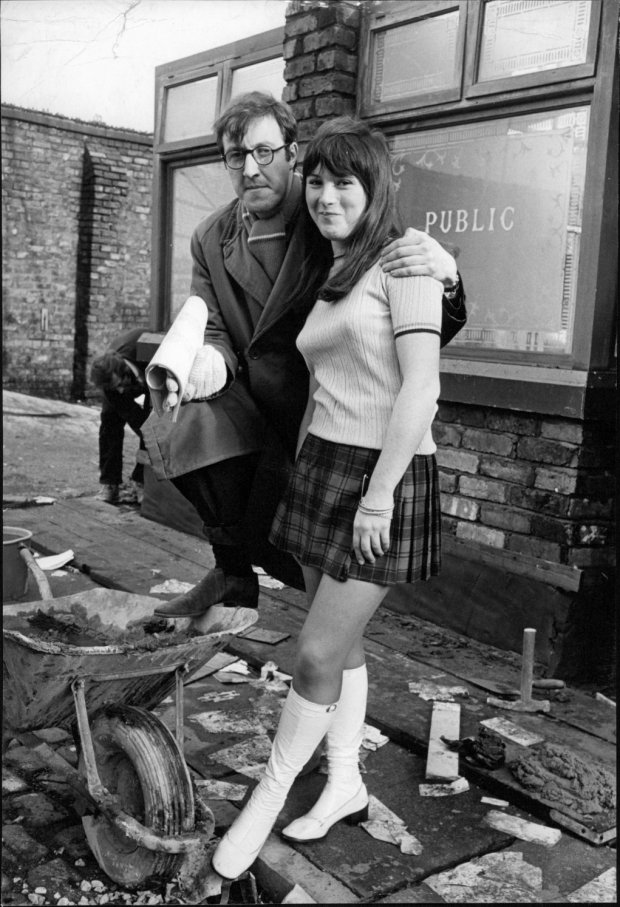 Coronation Street Blog Gorden Kaye passes away, age 75