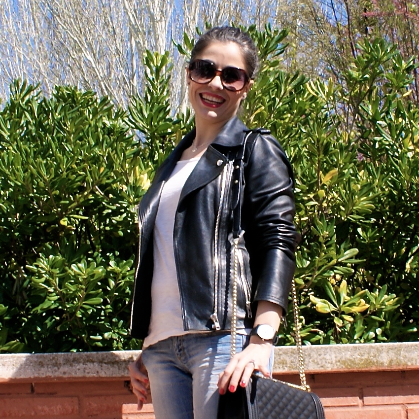Vanessa Martinez, LaCaprichossa - perfecto jacket and boy bag