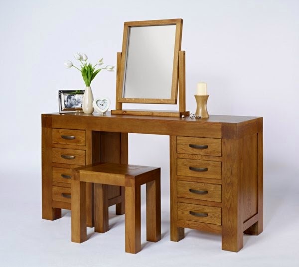 Beautiful designs from the dressing table with stool!