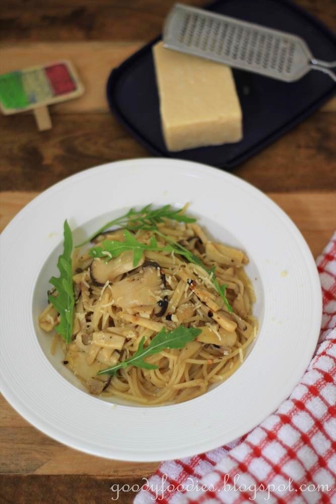 GoodyFoodies Recipe Eryngii Mushroom Pasta with Chilli Flakes and Rocket