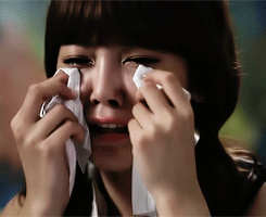 Soyeon+T-ara+Crying+GIF+(2).gif