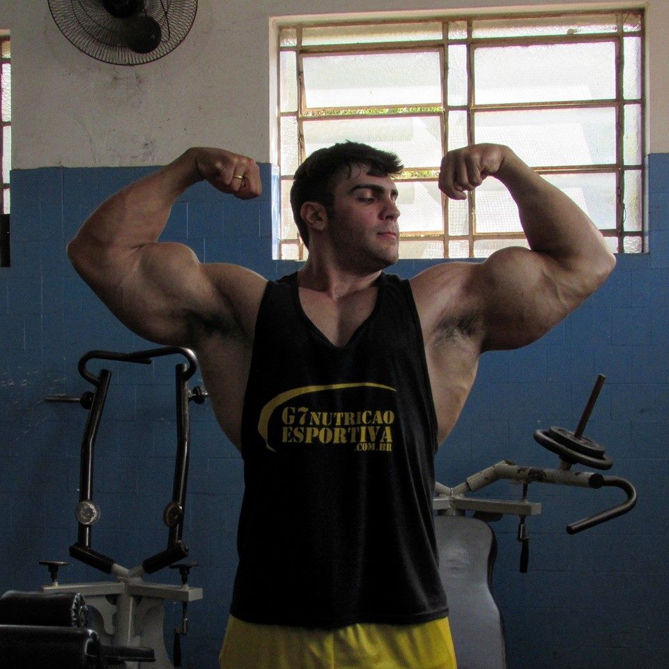 Muscle Lover: Brazilian Superman: Felipe Mattos