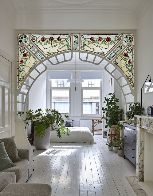 Anouk Taeymans’ Art Nouveau apartment in Antwerp, Belgium
