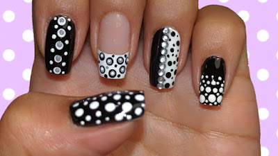 Uñas con puntos Uñas con puntos