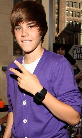Justin Bieber Foto de Justin Bieber mordiendo sus labios