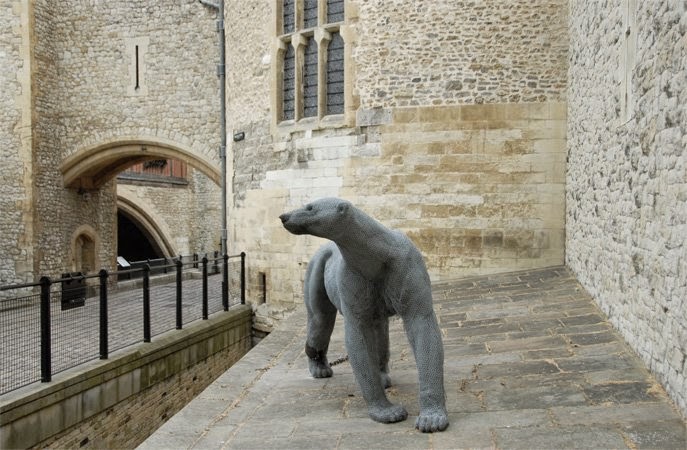 12-Polar-Bear-Kendra-Haste-Galvanised-Wire-Animal-Sculptures-www-designstack-co