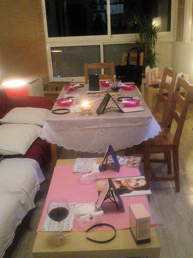 Sesión de belleza entre amigas