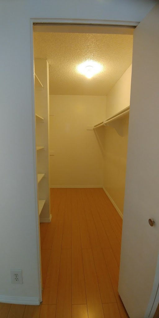 Condo for Rent Prime Koreatown Location!