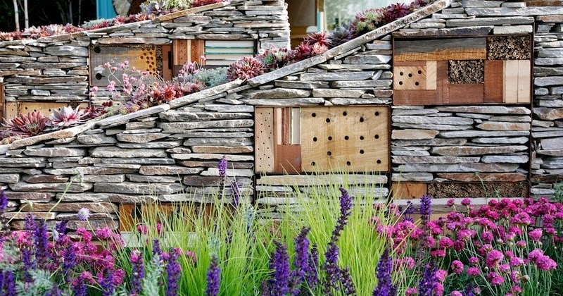 Muros de piedra seca, jardines de vida silvestre
