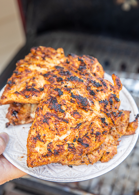 Sweet and Smoky Grilled Taco Chicken - only 3 ingredients including the chicken. Ready to throw on the grill in minutes. Can marinate chicken in seasoning overnight for maximum flavor. Try the leftovers in a wrap or on top of a salad. Chicken, brown sugar, taco seasoning. We made this TWICE in one week - SO delicious! #grilling #chicken #grilledchicken #mexicanrecipe #easygrilledchicken Sweet and Smoky Grilled Taco Chicken - only 3 ingredients including the chicken. Ready to throw on the grill in minutes. Can marinate chicken in seasoning overnight for maximum flavor. Try the leftovers in a wrap or on top of a salad. Chicken, brown sugar, taco seasoning. We made this TWICE in one week - SO delicious! #grilling #chicken #grilledchicken #mexicanrecipe #easygrilledchicken