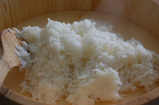 BASIC JAPANESE COOKING: HOW TO MAKE SUSHI RICE (SHARI OR SUSHI-MESHI)