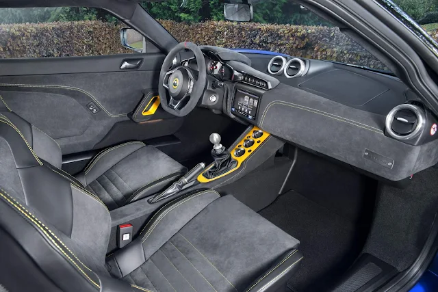 Lotus Evora GT410 Sport - interior