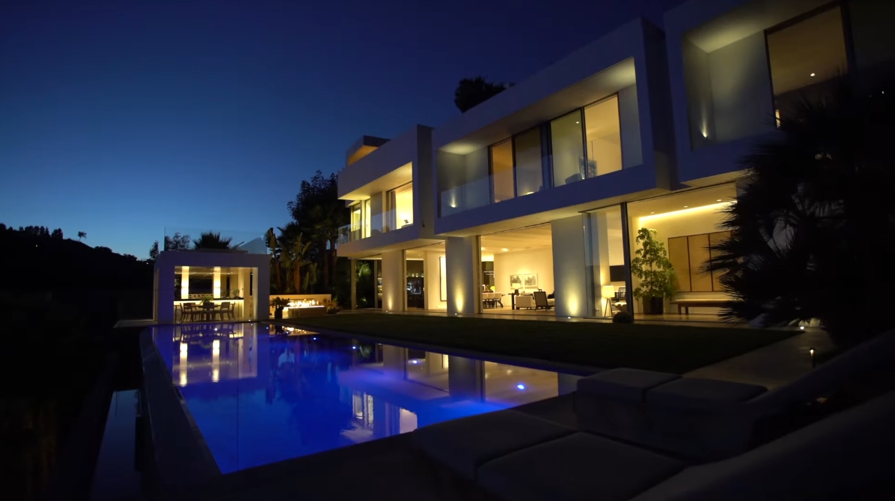 Luxury Mansion Interior Design Tour vs. Iconic Architectural Statement by Mark Rios FAIA | Bel-Air