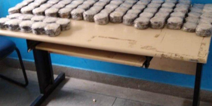 FEIRA DE SANTANA: seis são presos com cocaína avaliada em R$ 500 mil FEIRA DE SANTANA: seis são presos com cocaína avaliada em R$ 500 mil