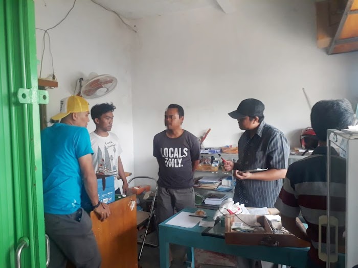Polsek Tulang Bawang Tengah Berhasil Mengamankan Pelaku dan barang bukti pembuatan SKCK palsu.