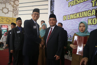 482 ASN Dilingkungan Pemerintah Kota Cirebon Menerima Penghargaan Satya lencana Karya satya Presiden 2018 482 ASN Dilingkungan Pemerintah Kota Cirebon Menerima Penghargaan Satya lencana Karya satya Presiden 2018