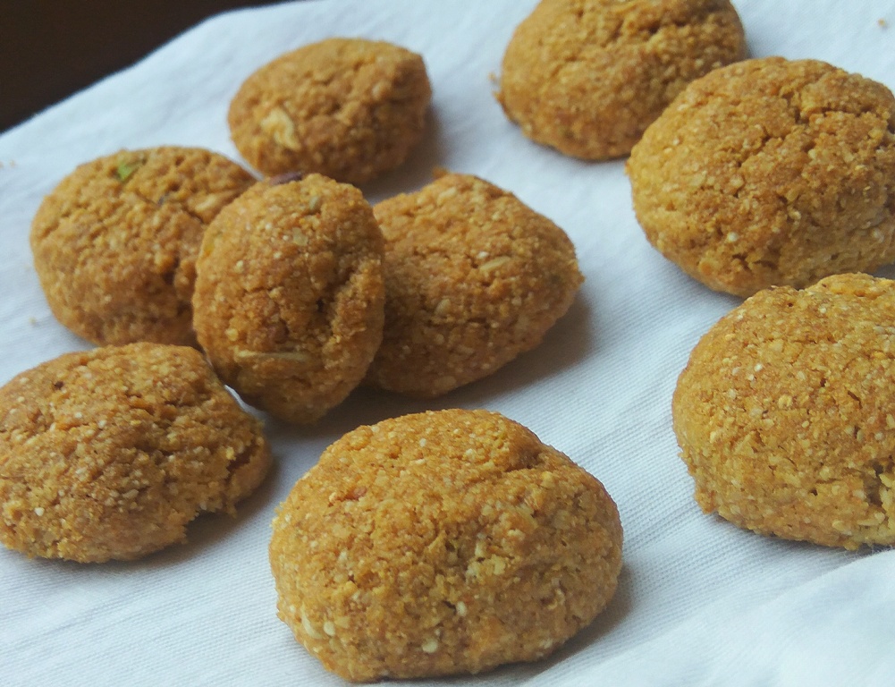 Crunchy Eggless Quinoa Cookies Simple Nankhatai Recipe With Oatmeal