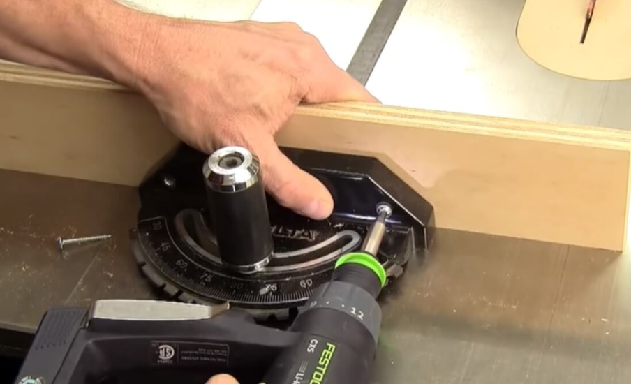Just Chain Saw