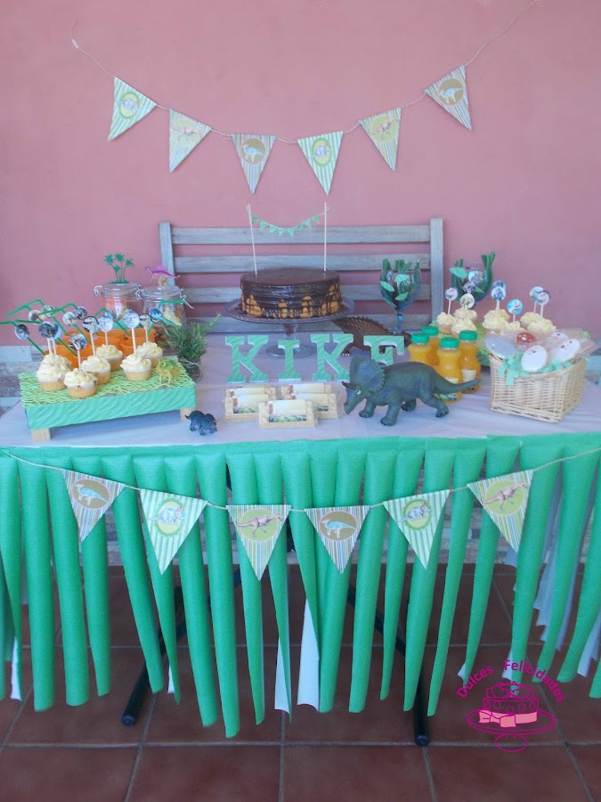 Mesa dulce dinosaurios