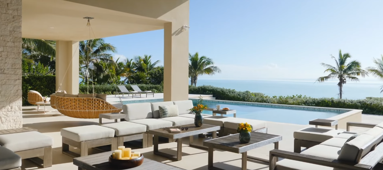 16 Photos vs. Majestic Home in Providenciales, Turks And Caicos Islands | Sotheby's International Realty - Luxury Home & Interior Design Tour 16 Photos vs. Majestic Home in Providenciales, Turks And Caicos Islands | Sotheby's International Realty - Luxury Home & Interior Design Tour