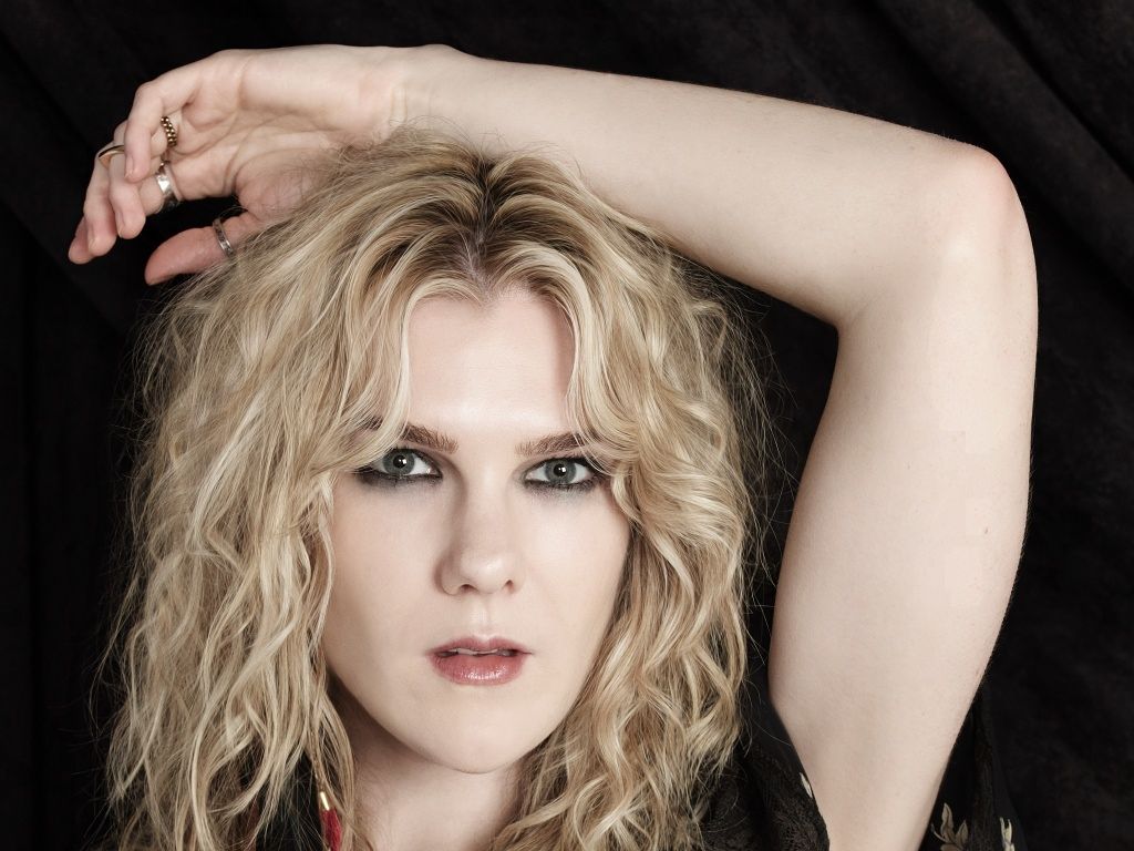 Rabe sexy lily Lily Rabe