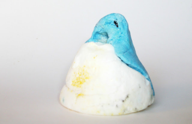 #LushChristmas2016: The Christmas Penguin limited edition bubble bar review #LushChristmas2016: The Christmas Penguin limited edition bubble bar review