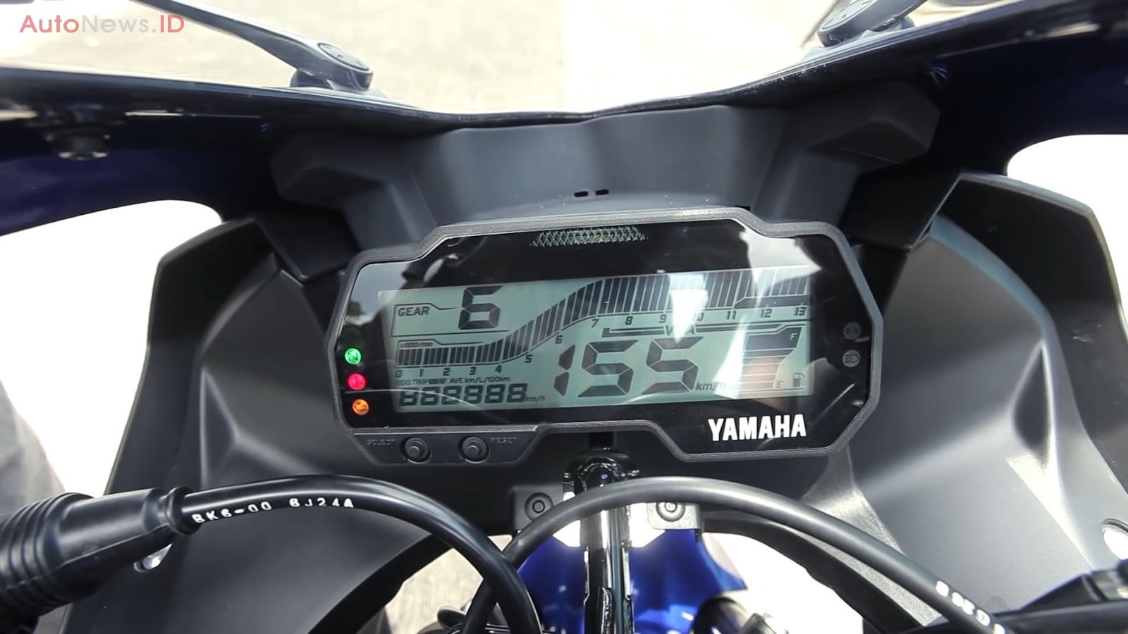 All New Yamaha YZF R15 Facelift 2017 AutoNews ID