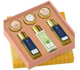 Nothing says ‘I love you’ more than a beauty essentials kit Nothing says ‘I love you’ more than a beauty essentials kit