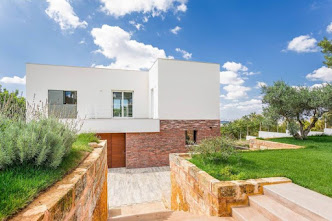 Stone Courtyard House