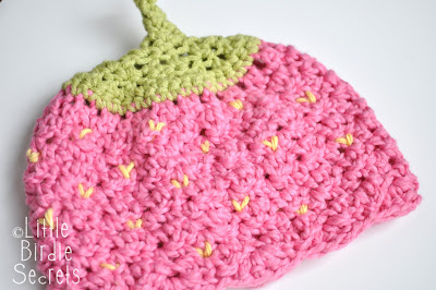 Free Pattern: Crochet Flower Fridgies | Salihan Crafts Blog