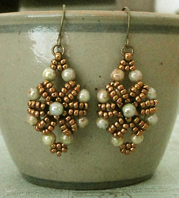 Linda's Crafty Inspirations: Cupola Bracelet & Button Earrings Set ...