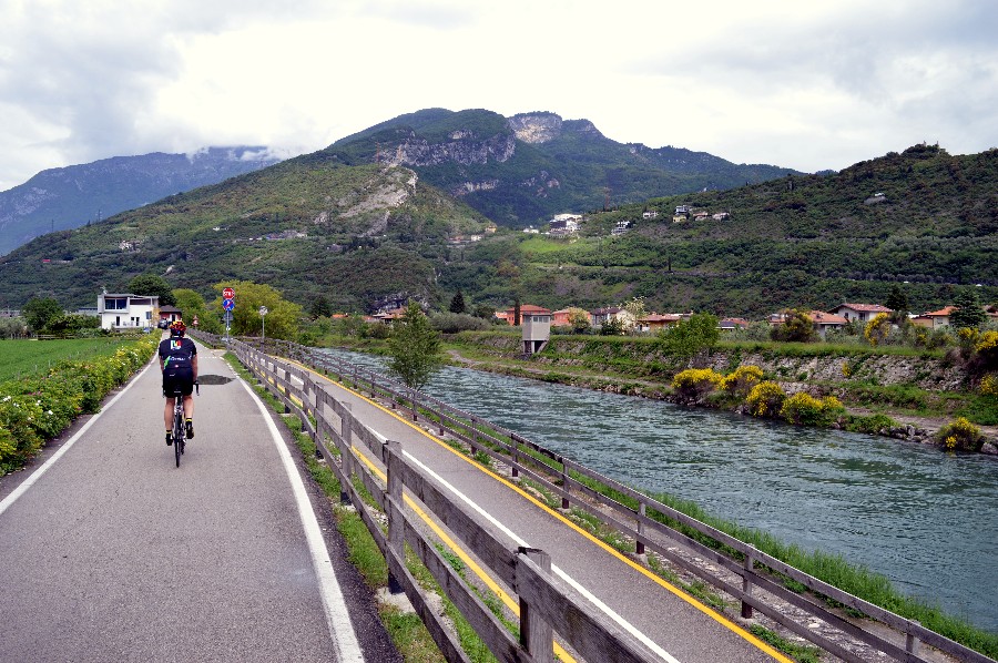 Pista ciclabile Riva del Garda, Torbole e Arco, in bici alla scoperta