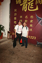 Bersama Rektor ISI Solo (Prof. Slamet Suparno), China. 2011