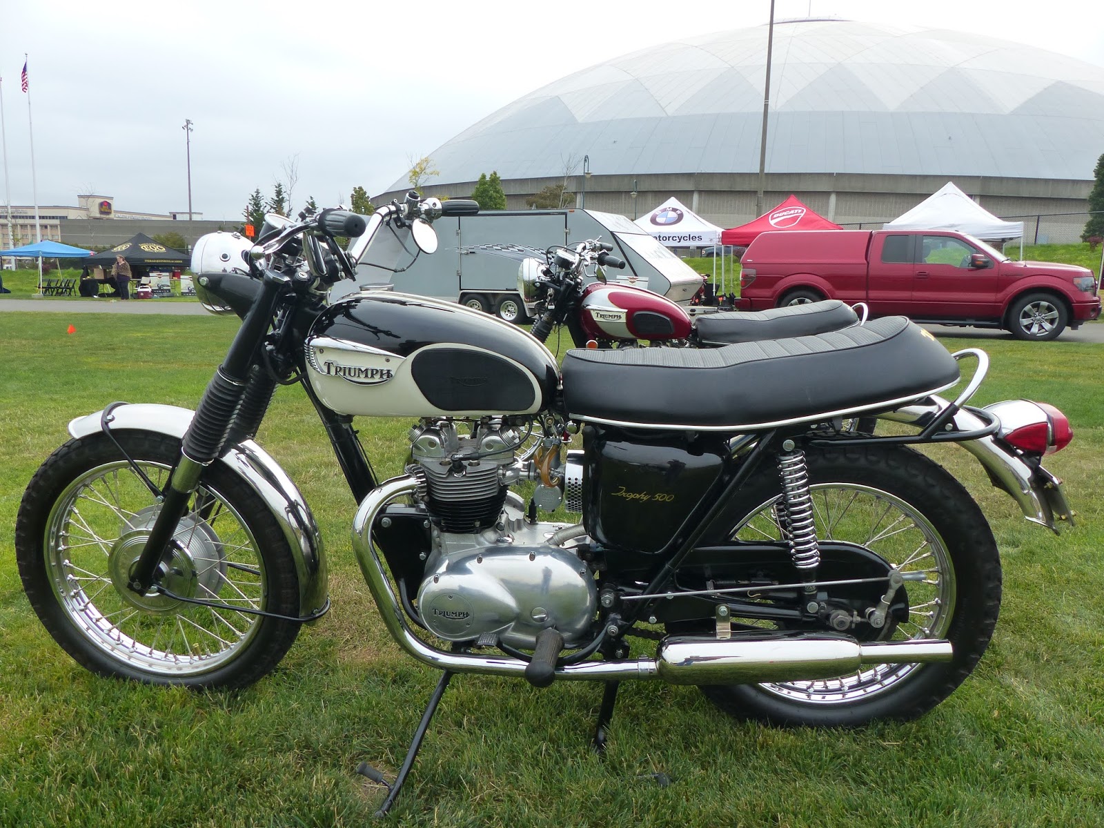 OldMotoDude: 1970 Triumph T100-C on display at 2016 "The Meet ...