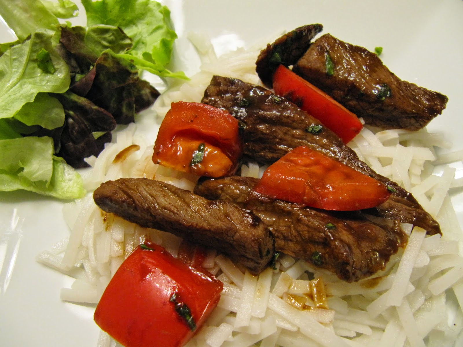 Cookin' in Anne's Kitchen Chinese FiveSpice Steak with Rice Noodles